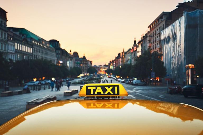 À Obernai, le taxi dessert les gares et aéroports pour vos trajets